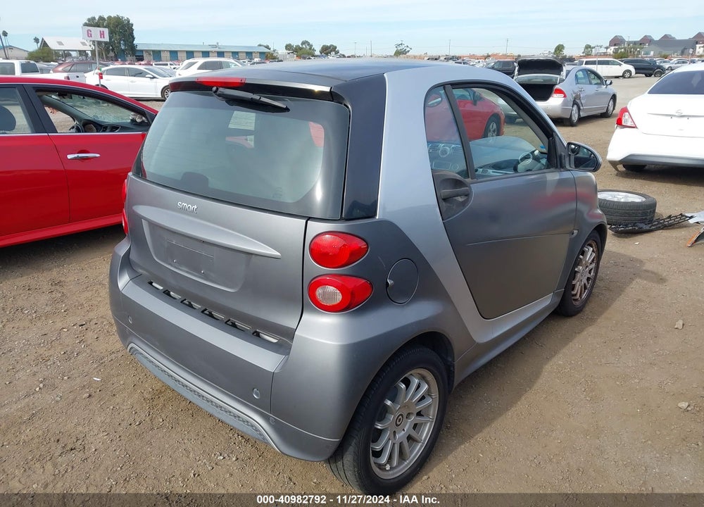 2013 SMART FORTWO PASSION/PURE VIN: WMEEJ3BA8DK703254