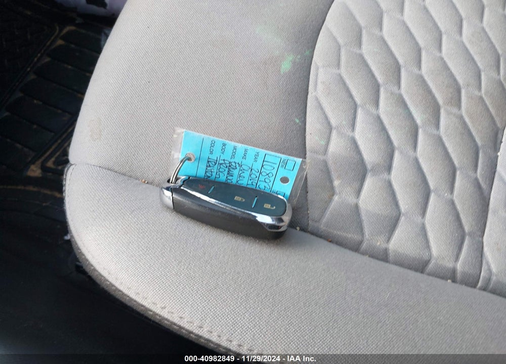 2019 CHEVROLET EQUINOX LS VIN: 3GNAXHEV9KS575039