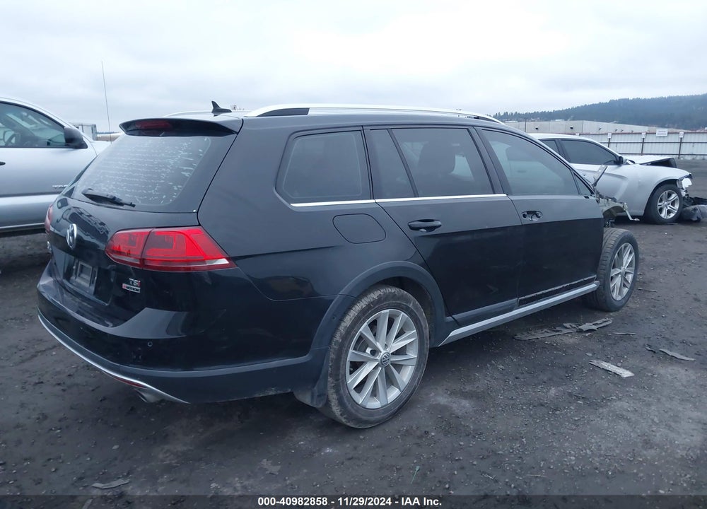 2017 VOLKSWAGEN GOLF ALLTRACK TSI S/TSI SE/TSI SEL VIN: 3VWH17AU0HM543042