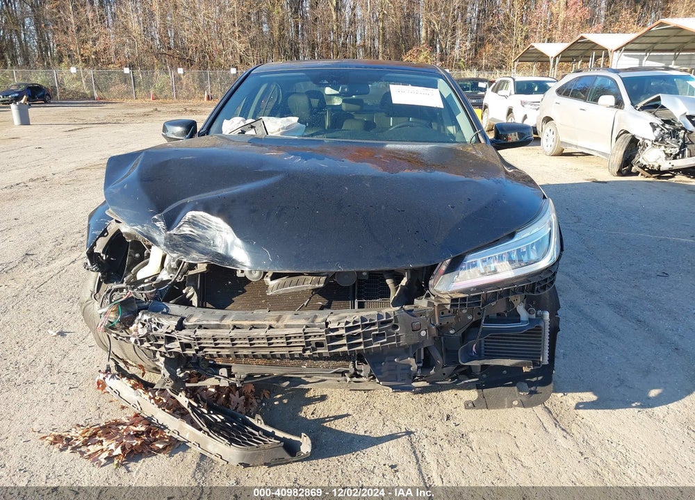 2017 HONDA ACCORD HYBRID VIN: JHMCR6F77HC011029