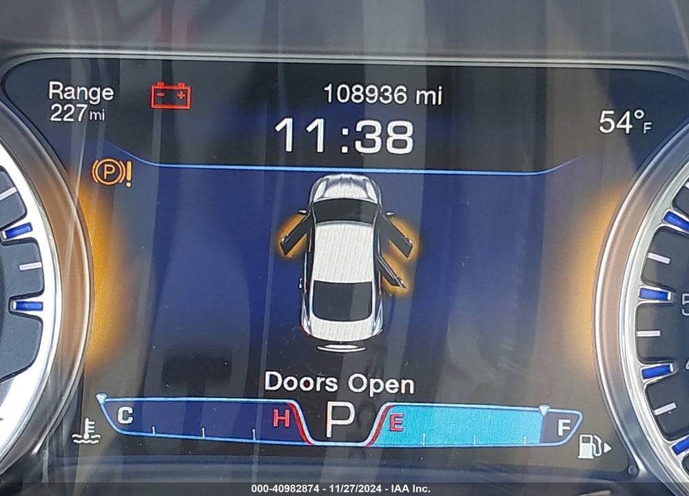 2016 CHRYSLER 200 C VIN: 1C3CCCCG6GN125729