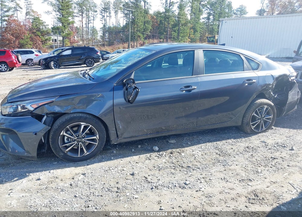 2022 KIA FORTE VIN: 3KPF24AD0NE448198