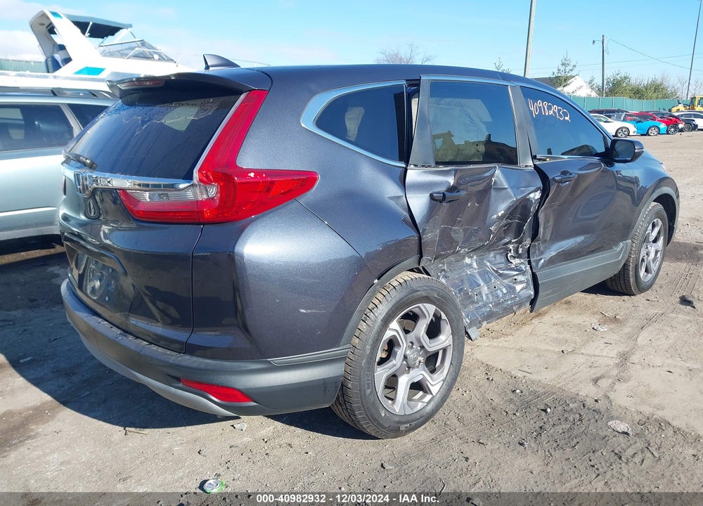 2018 HONDA CR-V VIN: 7FARW1H88JE049458