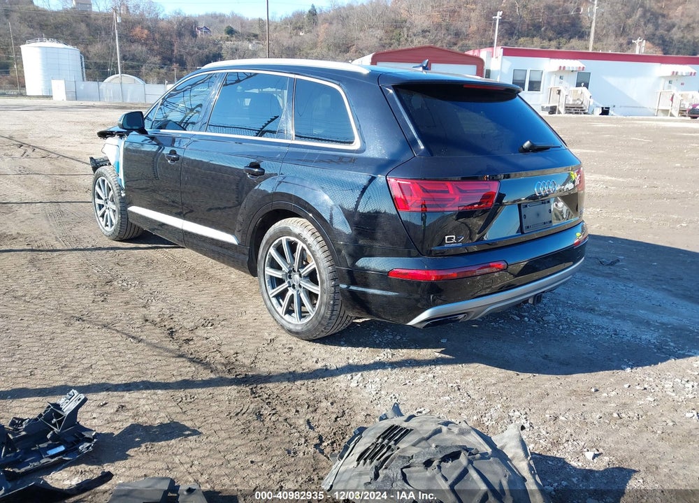 2017 AUDI Q7 3.0T PREMIUM VIN: WA1LAAF77HD003500