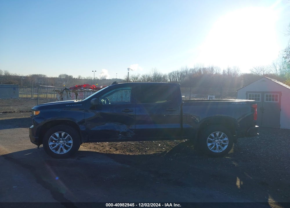 2021 CHEVROLET SILVERADO 1500 4WD SHORT BED CUSTOM VIN: 1GCPYBEH4MZ116191
