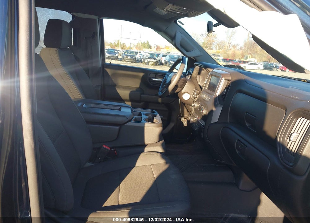 2021 CHEVROLET SILVERADO 1500 4WD SHORT BED CUSTOM VIN: 1GCPYBEH4MZ116191