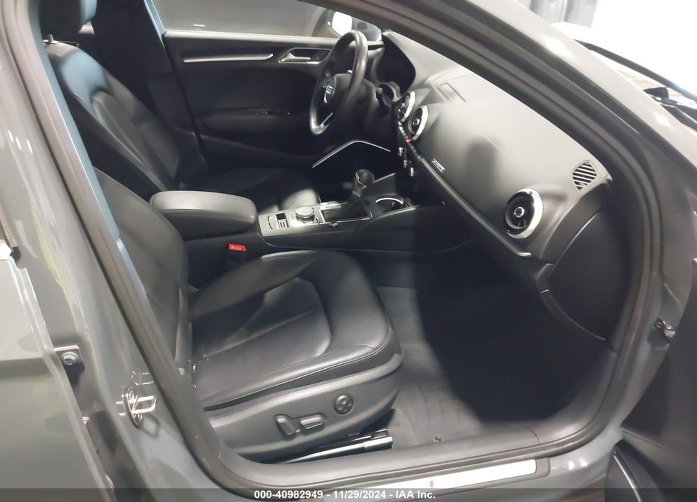 2019 AUDI A3 VIN: WAUJEGFF7KA099873