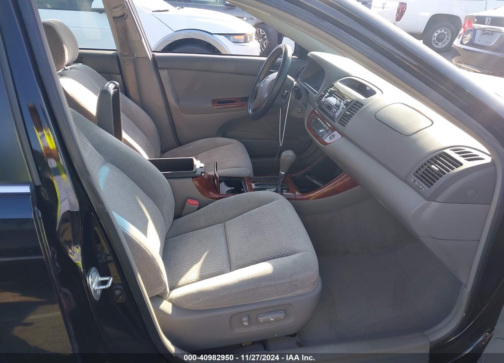2004 TOYOTA CAMRY XLE VIN: 4T1BE32K54U296816