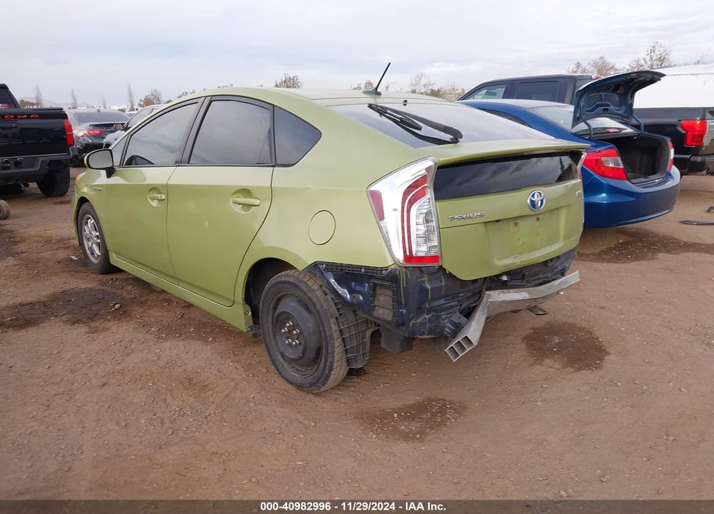 2013 TOYOTA PRIUS THREE VIN: JTDKN3DU6D1631666