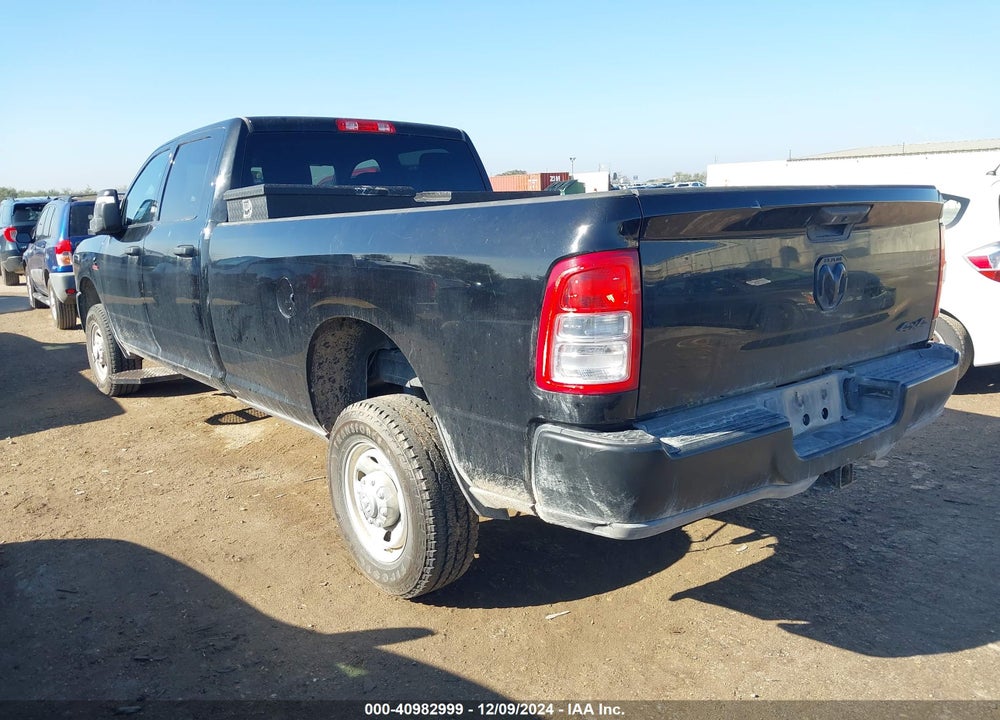 2023 RAM 2500 TRADESMAN 4X4 8' BOX VIN: 3C6UR5HL3PG587018