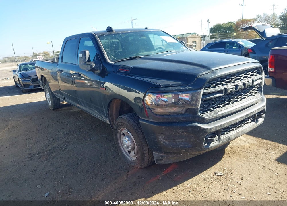 2023 RAM 2500 TRADESMAN 4X4 8' BOX VIN: 3C6UR5HL3PG587018