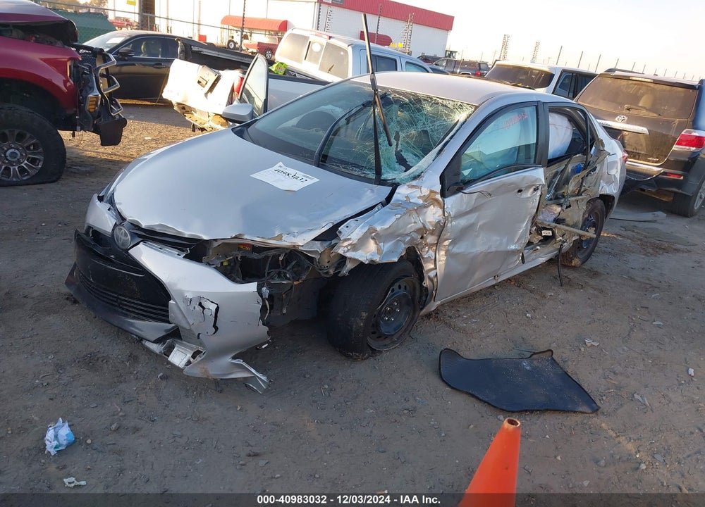 2018 TOYOTA COROLLA LE VIN: 5YFBURHE9JP799348