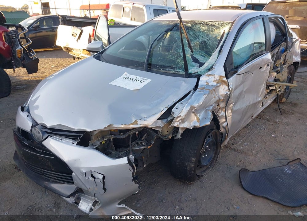 2018 TOYOTA COROLLA LE VIN: 5YFBURHE9JP799348