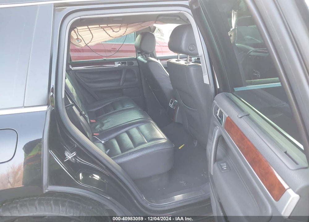 2006 VOLKSWAGEN TOUAREG VIN: WVGZG77L76D007410