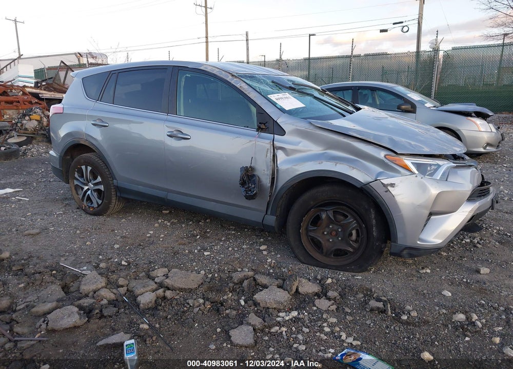 2018 TOYOTA RAV4 LE VIN: 2T3ZFREV2JW461681