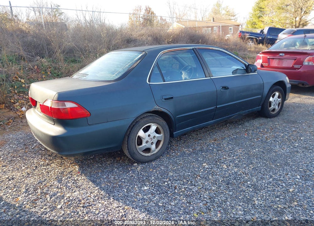 1998 HONDA ACCORD EX VIN: 1HGCG5655WA003649