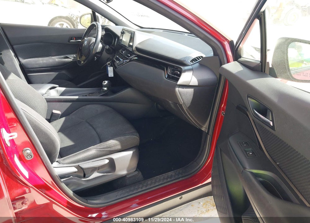 2018 TOYOTA C-HR XLE VIN: JTNKHMBX7J1008767