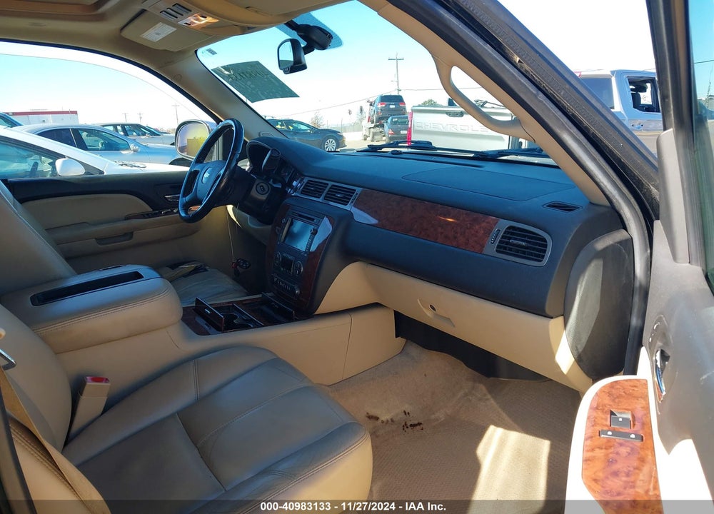 2008 CHEVROLET TAHOE LTZ VIN: 1GNFK13008R157712