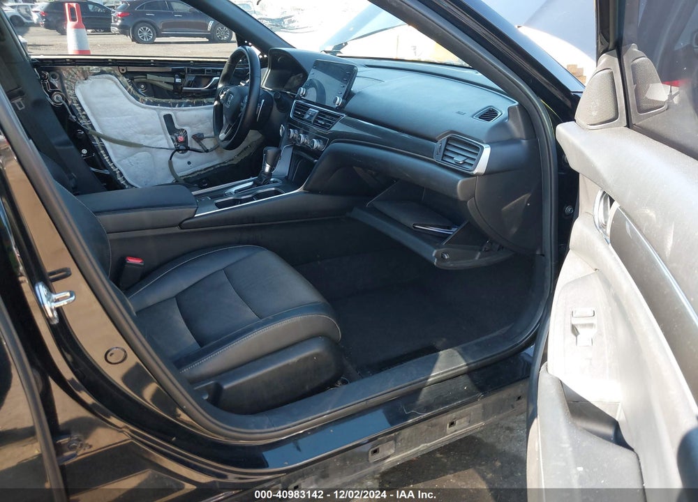 2018 HONDA ACCORD SPORT VIN: 1HGCV1F30JA143954