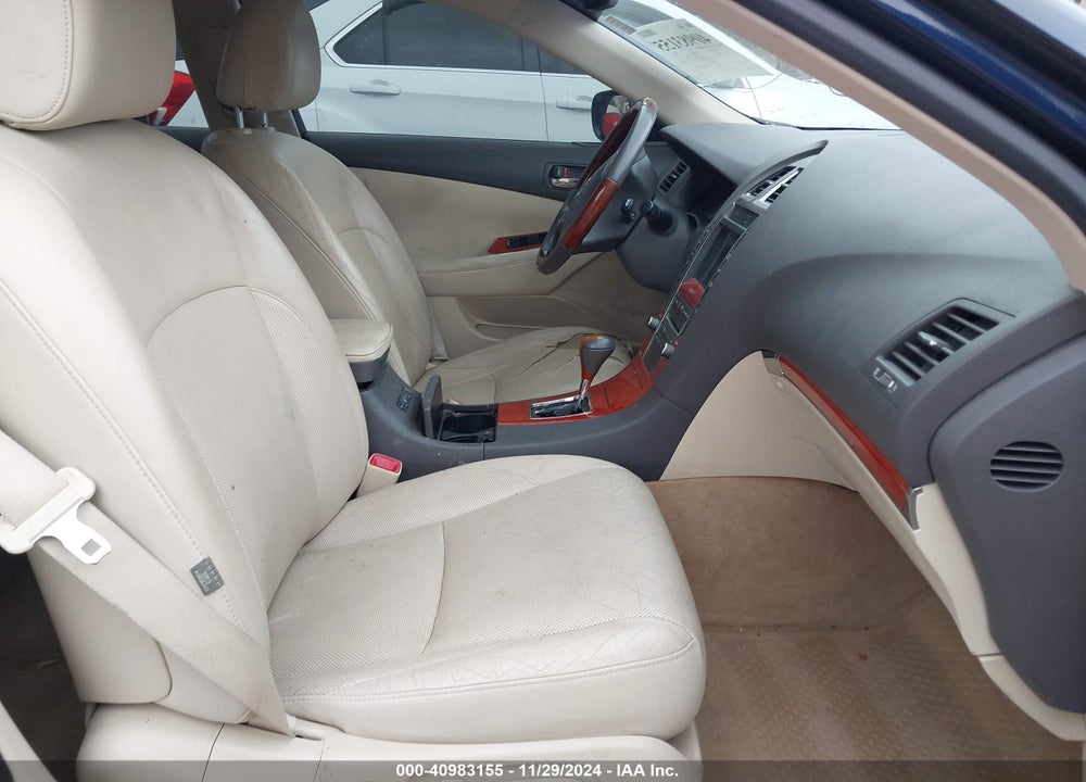 2011 LEXUS ES 350 VIN: JTHBK1EG3B2462539
