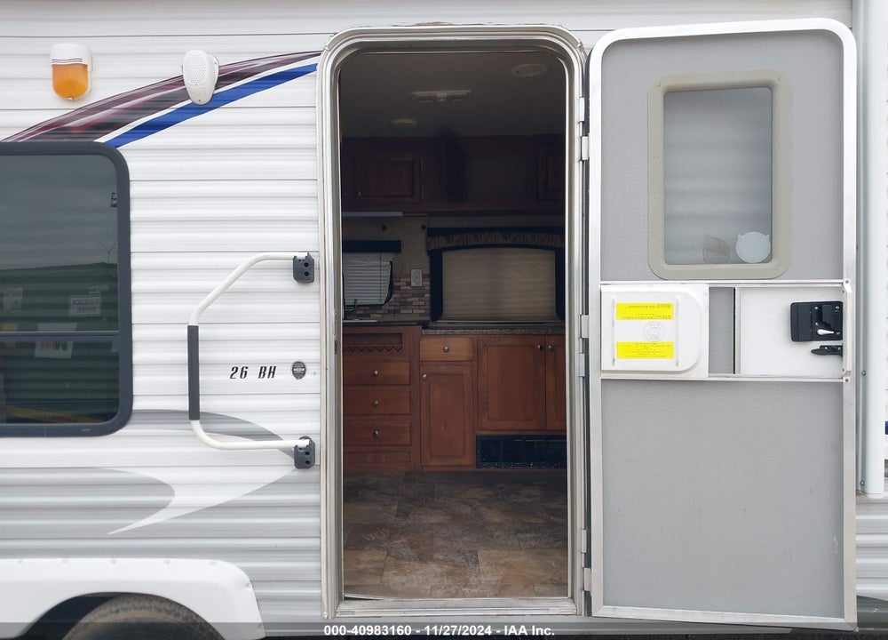 2013 JAYCO FLIGHT VIN: 1UJBJ0BN9D18B0477