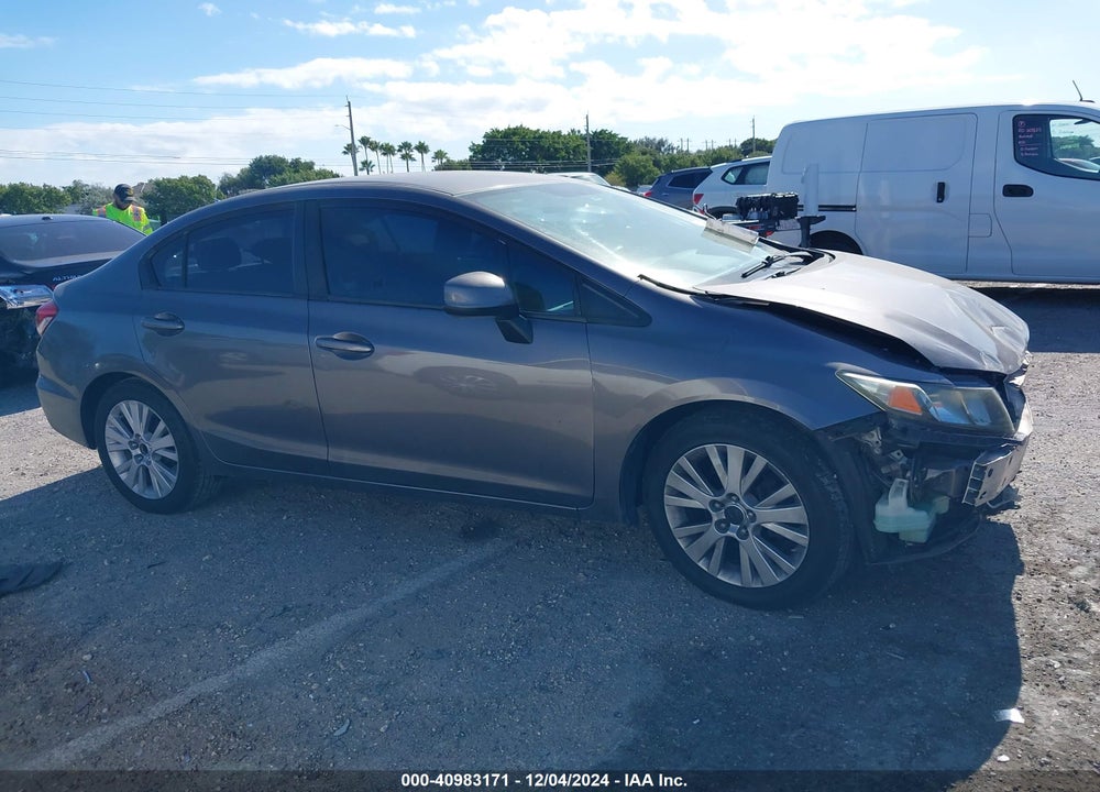 2013 HONDA CIVIC LX VIN: 19XFB2F50DE005215