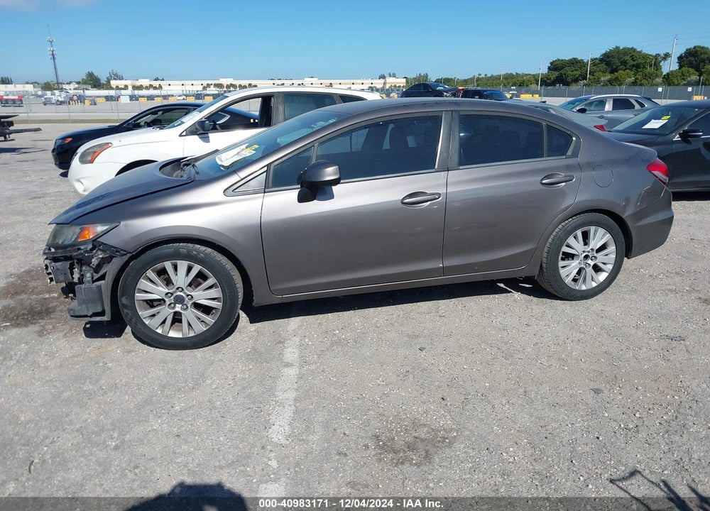 2013 HONDA CIVIC LX VIN: 19XFB2F50DE005215