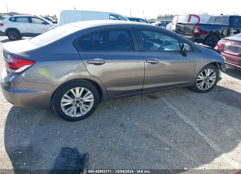 2013 HONDA CIVIC LX VIN: 19XFB2F50DE005215