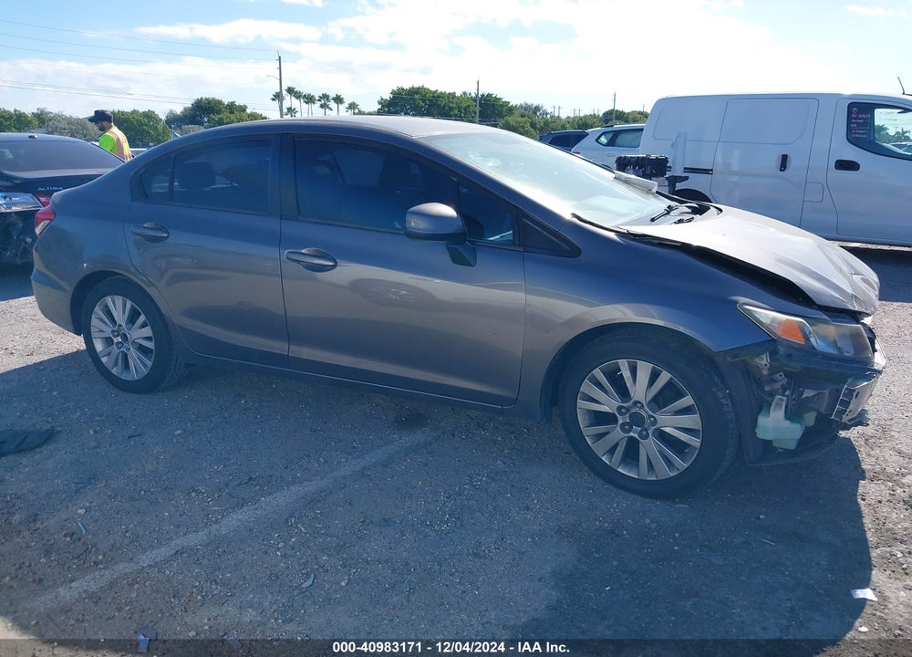 2013 HONDA CIVIC LX VIN: 19XFB2F50DE005215