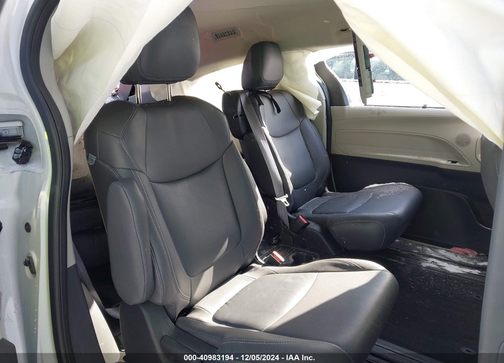 2022 TOYOTA SIENNA LE VIN: 5TDKSKFC1NS040740