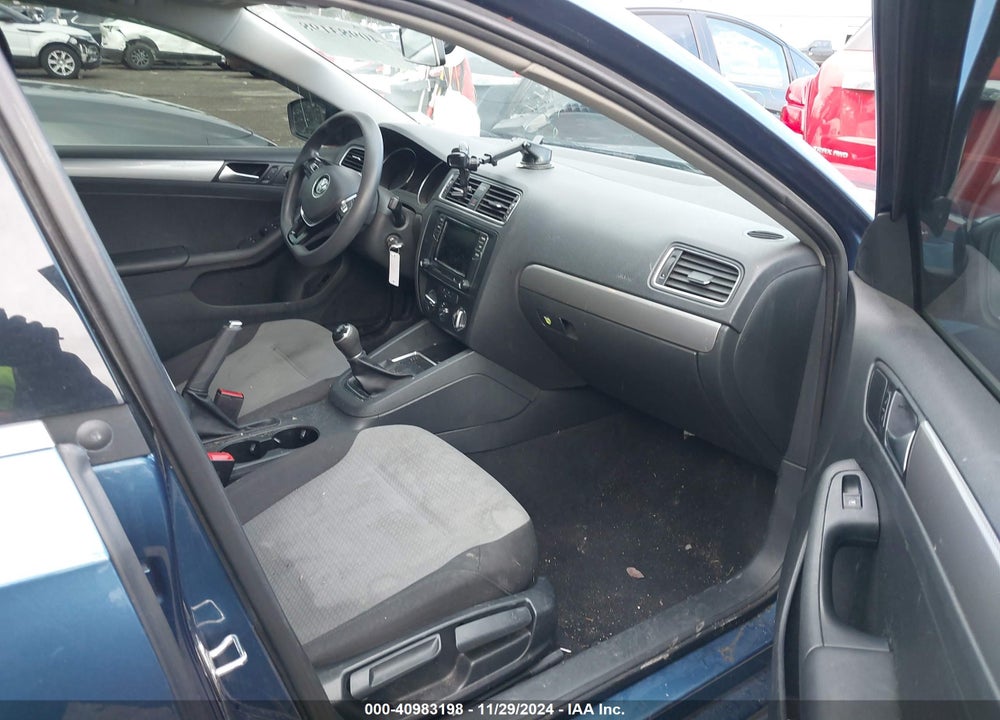 2017 VOLKSWAGEN JETTA 1.4T S VIN: 3VW167AJ9HM333306