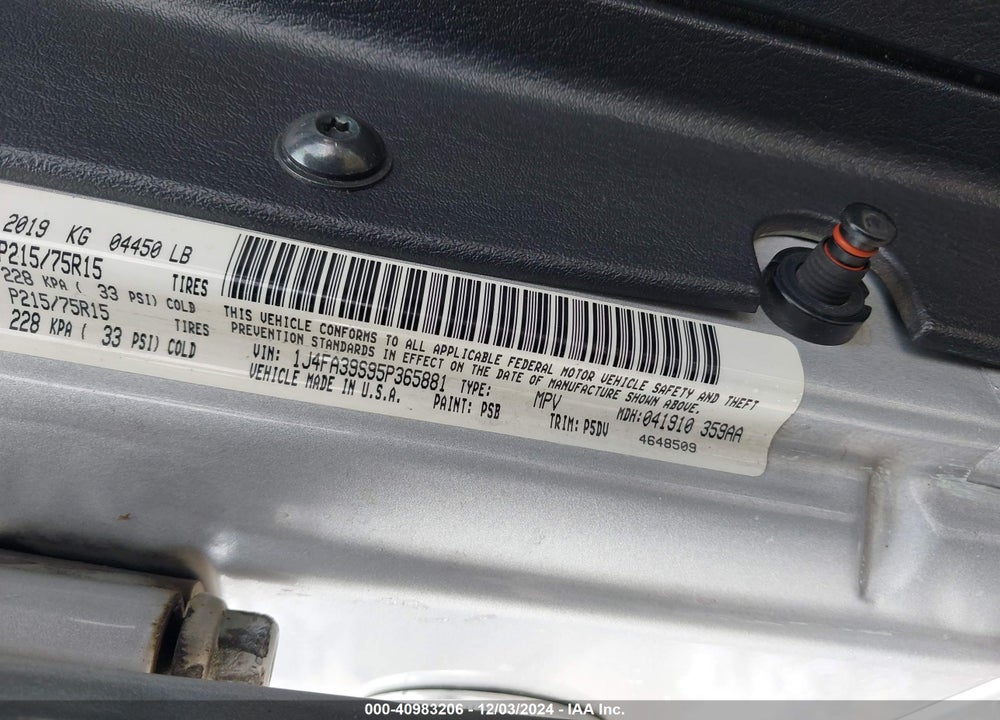 2005 JEEP WRANGLER X VIN: 1J4FA39S95P365881