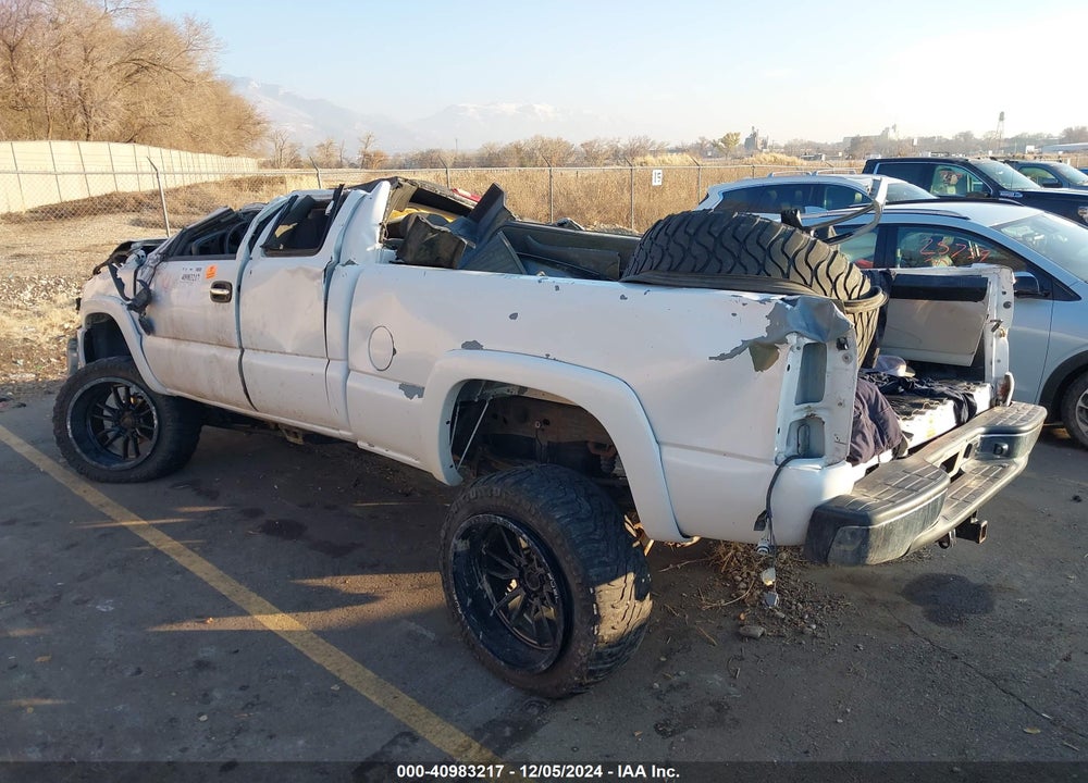 2004 GMC SIERRA 1500 SLE VIN: 2GTEK19T141218588