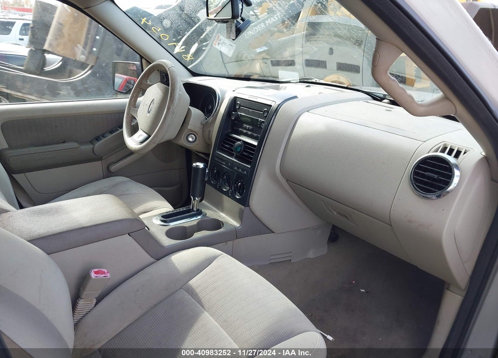 2007 FORD EXPLORER XLT VIN: 1FMEU73E17UB19054