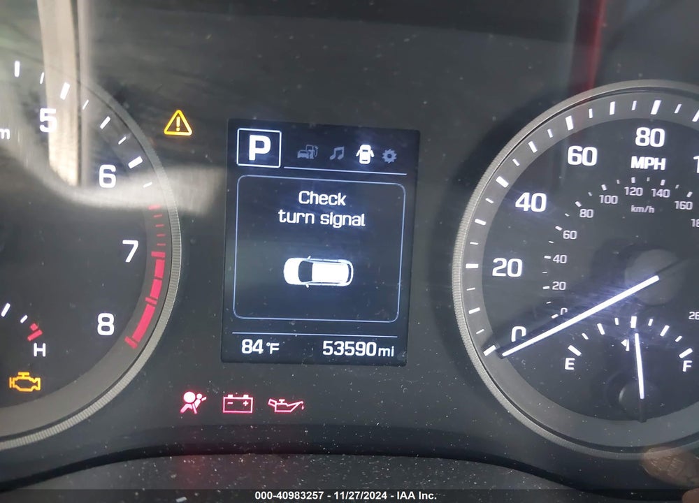 2017 HYUNDAI TUCSON SPORT VIN: KM8J33A27HU564306