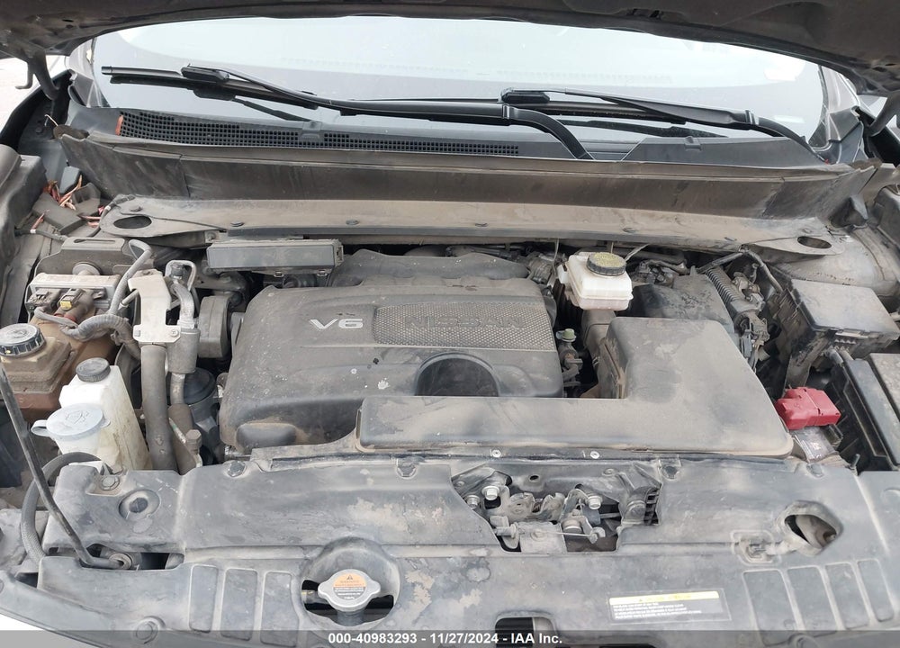 2018 NISSAN PATHFINDER S VIN: 5N1DR2MN8JC657147