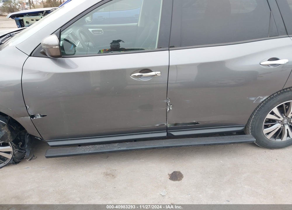 2018 NISSAN PATHFINDER S VIN: 5N1DR2MN8JC657147