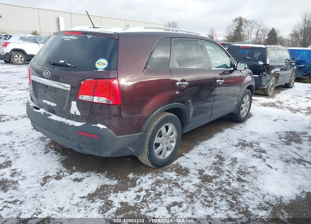 2011 KIA SORENTO LX VIN: 5XYKTDA1XBG144151