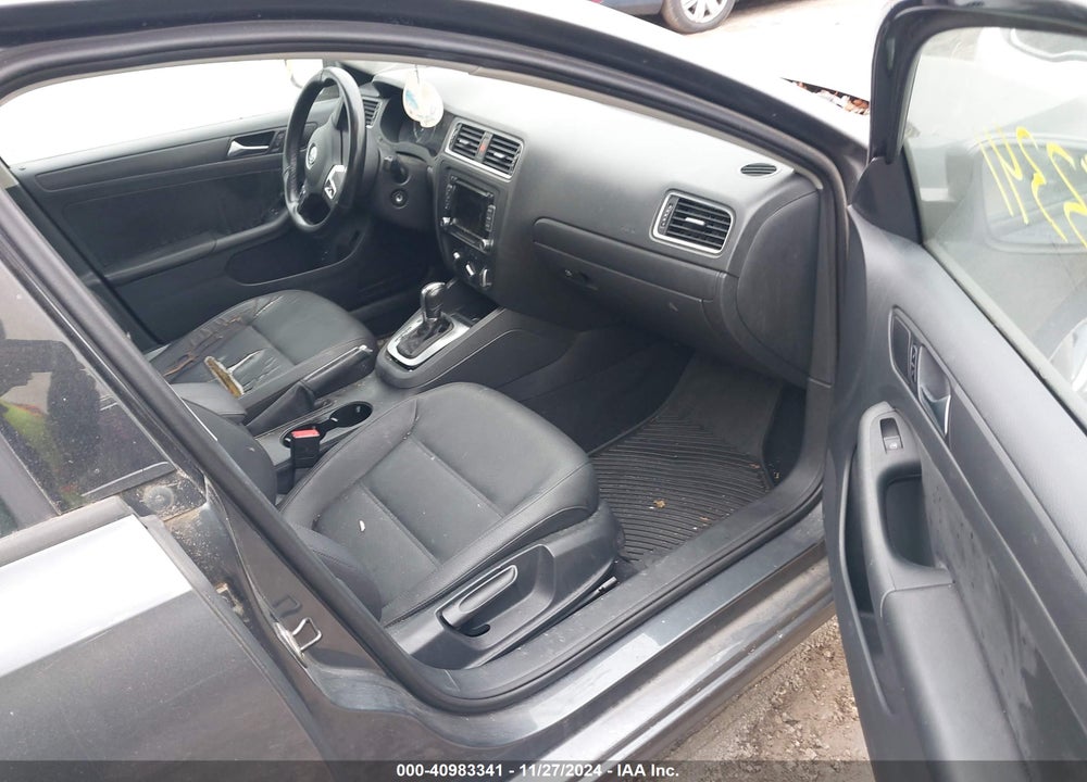 2012 VOLKSWAGEN JETTA 2.5L SE VIN: 3VWDP7AJ0CM326778