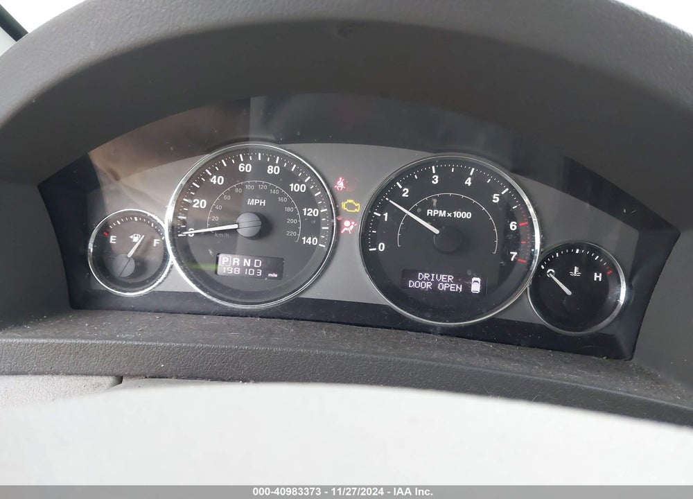 2008 JEEP GRAND CHEROKEE OVERLAND VIN: 1J8HR68298C195312