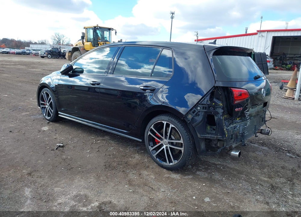 2017 VOLKSWAGEN GOLF GTI SPORT 4-DOOR VIN: 3VW447AU4HM002405
