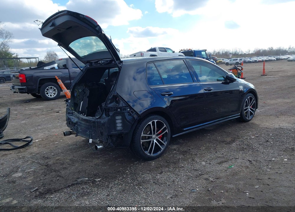 2017 VOLKSWAGEN GOLF GTI SPORT 4-DOOR VIN: 3VW447AU4HM002405