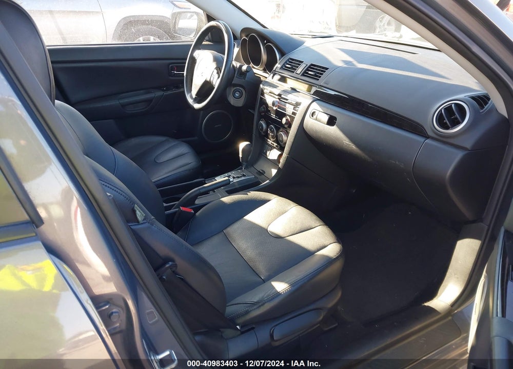 2008 MAZDA MAZDA3 VIN: JM1BK343281102320