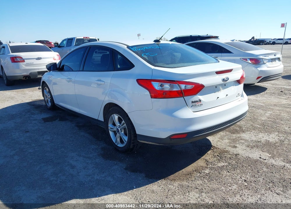 2013 FORD FOCUS VIN: 1FADP3F28DL250975