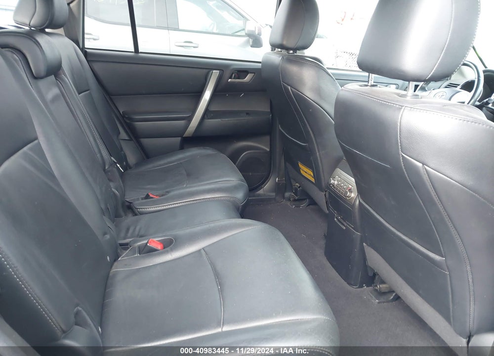 2011 TOYOTA HIGHLANDER SE V6 VIN: 5TDBK3EH0BS062162