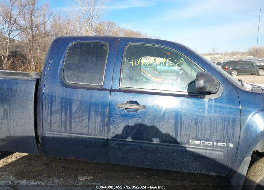 2009 GMC SIERRA 2500HD SLE VIN: 1GTHK59K79E133806