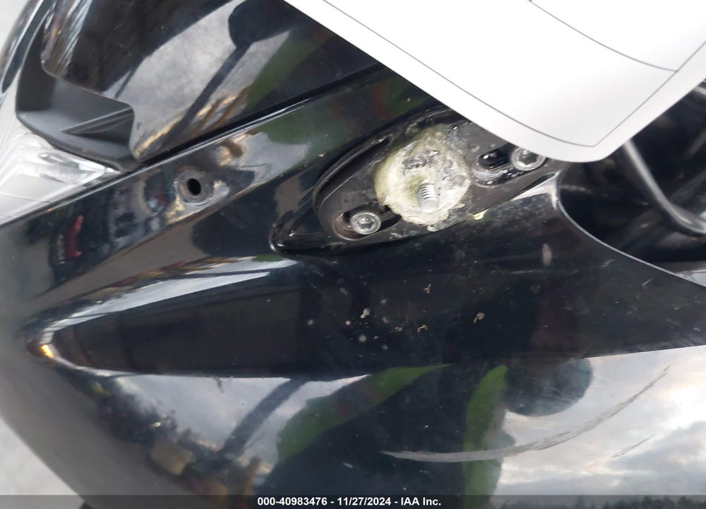 2015 YAMAHA YZFR3 VIN: MH3RH06Y0FK007204