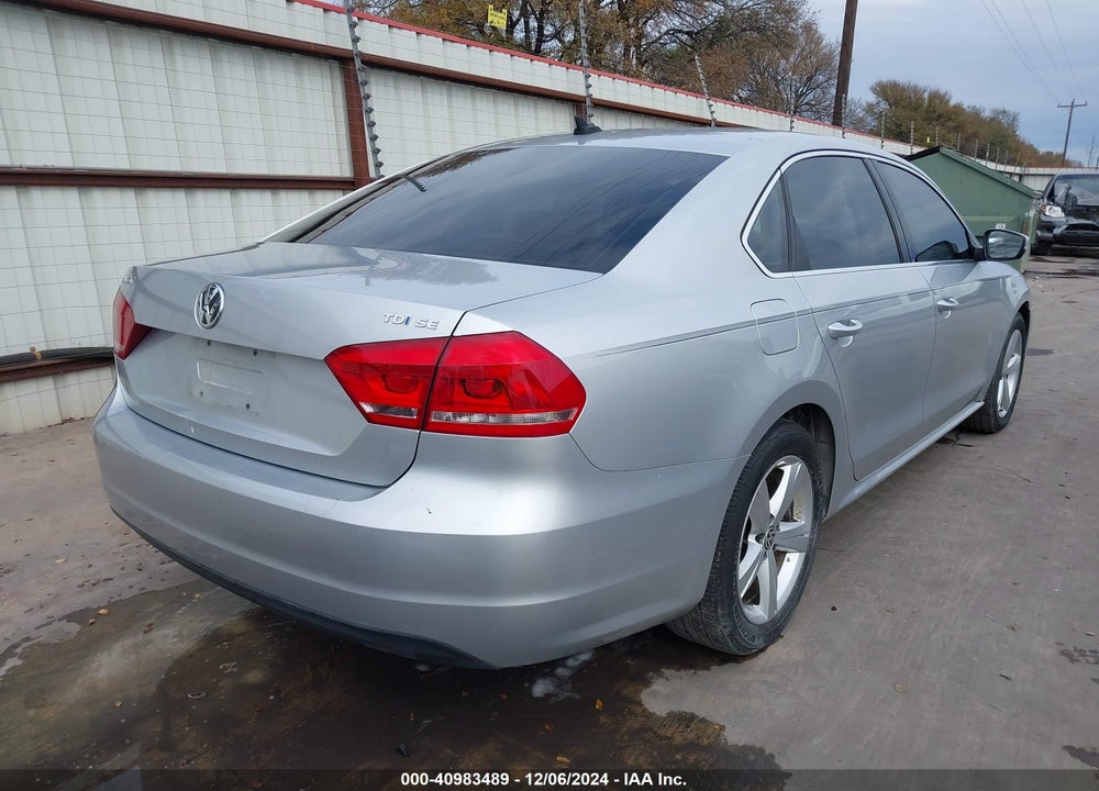 2013 VOLKSWAGEN PASSAT 2.0L TDI SE VIN: 1VWBN7A38DC150578