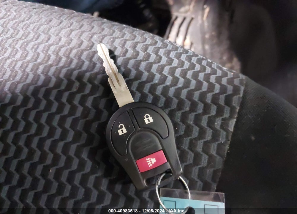 2015 NISSAN VERSA NOTE SV VIN: 3N1CE2CP4FL430647