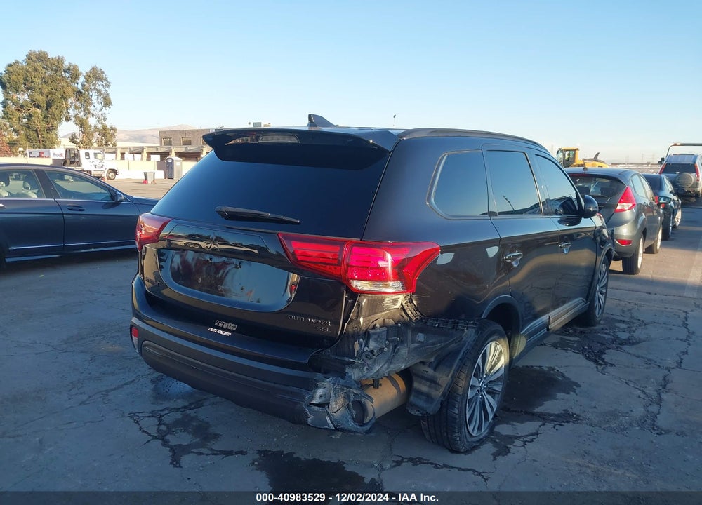 2019 MITSUBISHI OUTLANDER SEL VIN: JA4AZ3A32KZ042179